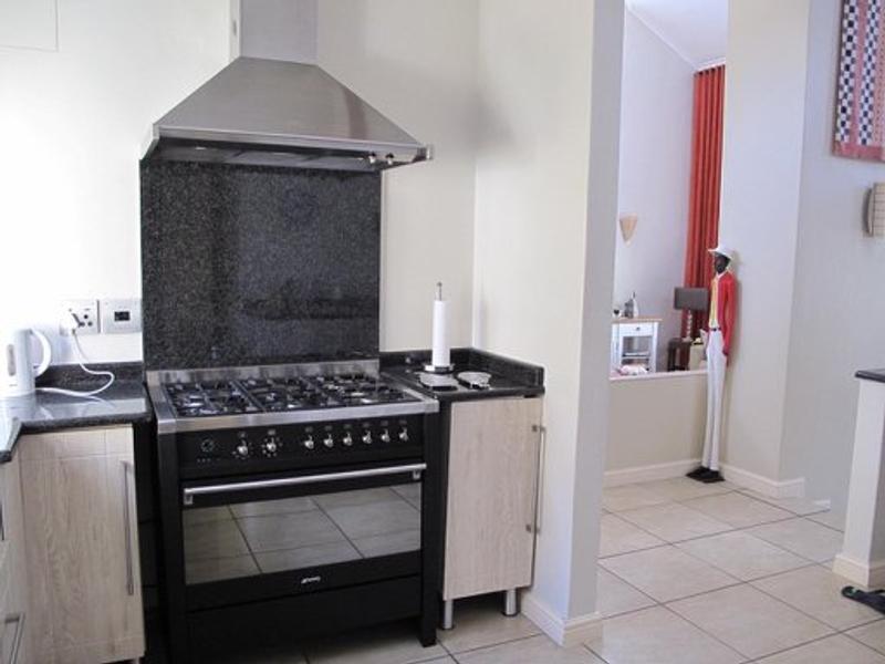 To Let 3 Bedroom Property for Rent in Lake Michelle Western Cape